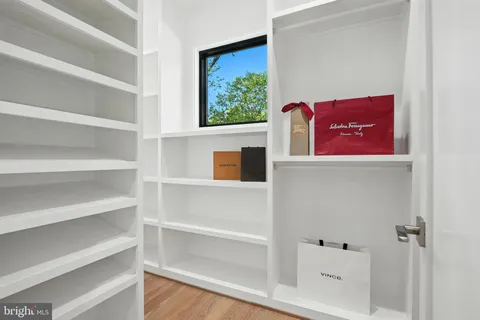 $2,267,000 | 1910 Cherri Drive, Falls Church, VA 22043