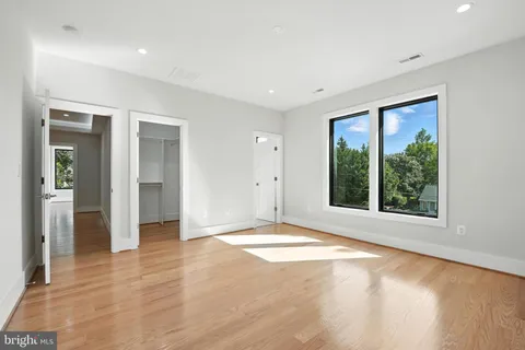 $2,267,000 | 1910 Cherri Drive, Falls Church, VA 22043