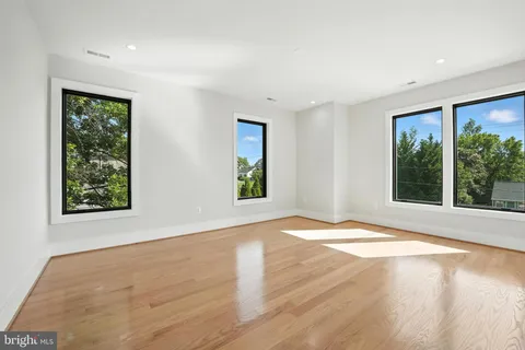 $2,267,000 | 1910 Cherri Drive, Falls Church, VA 22043