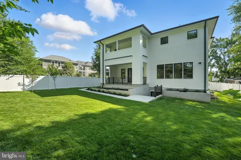 $2,267,000 | 1910 Cherri Drive, Falls Church, VA 22043