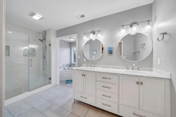 $724,950 | 185 Walnut Manor Drive, Fincastle, VA 24090