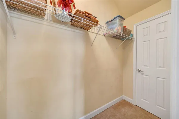 $724,950 | 185 Walnut Manor Drive, Fincastle, VA 24090