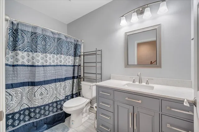 $724,950 | 185 Walnut Manor Drive, Fincastle, VA 24090