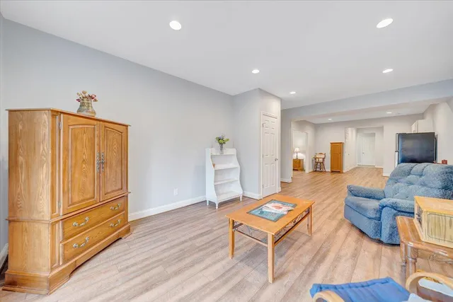 $724,950 | 185 Walnut Manor Drive, Fincastle, VA 24090