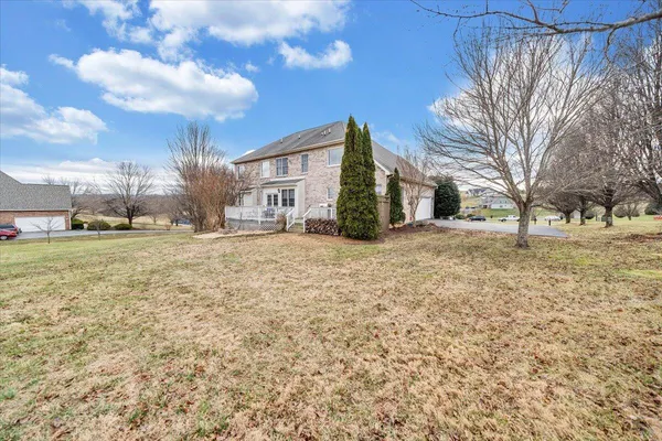 $724,950 | 185 Walnut Manor Drive, Fincastle, VA 24090
