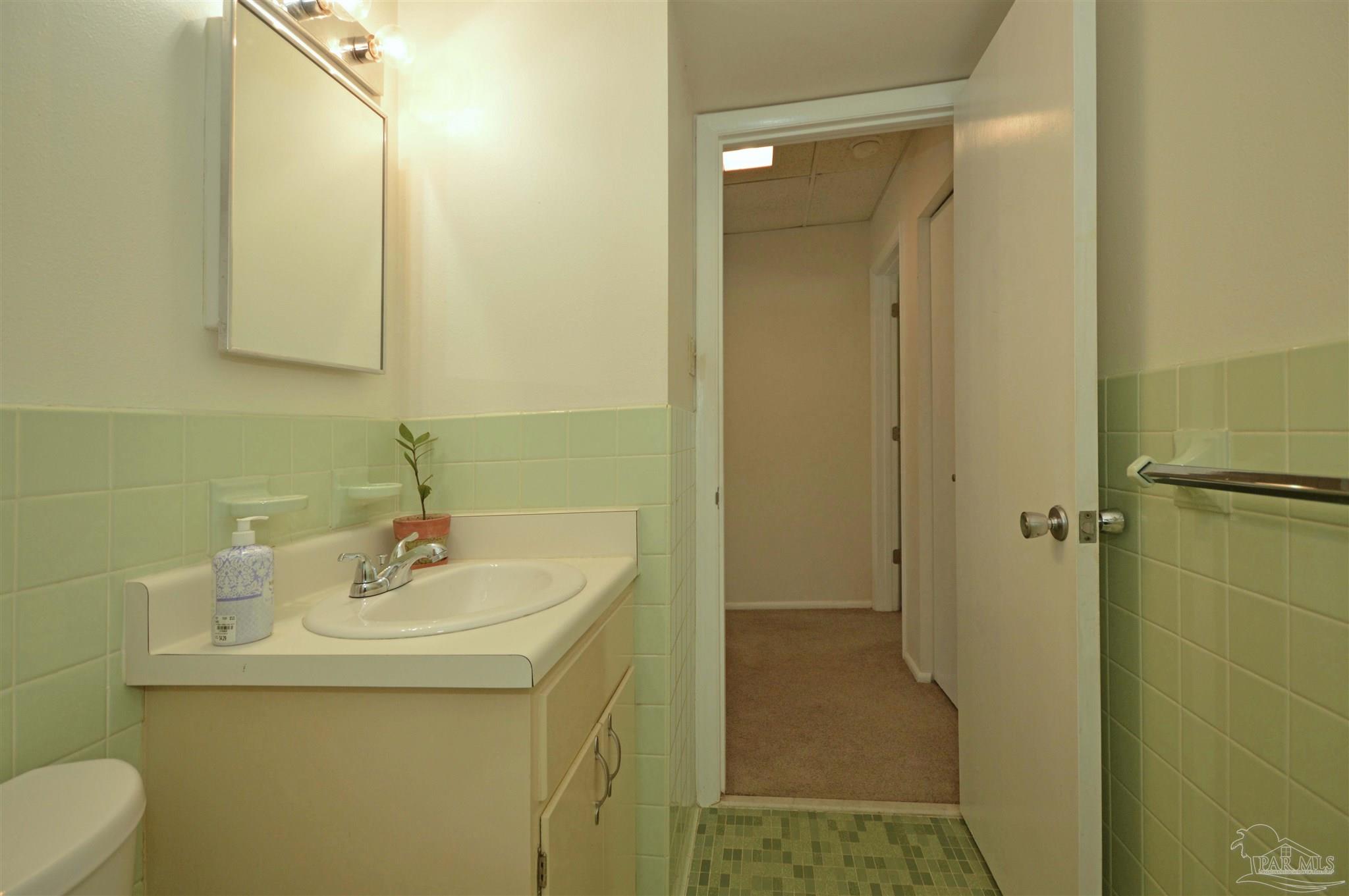 201 Pensacola Beach Road, Unit D17 Gulf Breeze, FL 32561 - Photo 30 of 59