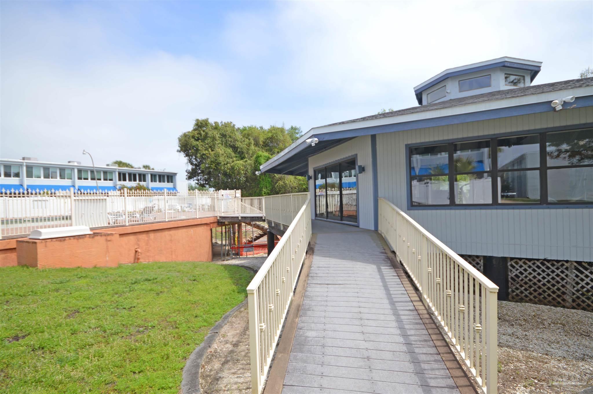 201 Pensacola Beach Road, Unit D17 Gulf Breeze, FL 32561 - Photo 45 of 59