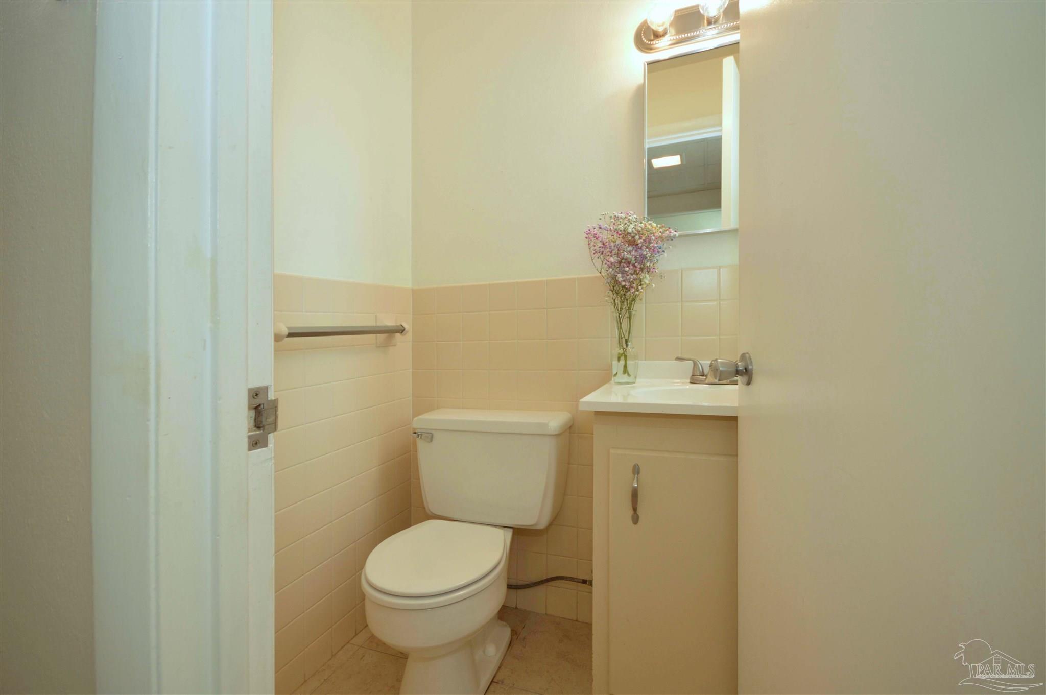 201 Pensacola Beach Road, Unit D17 Gulf Breeze, FL 32561 - Photo 10 of 59