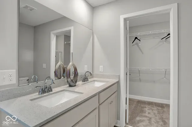 $1,895 | 7573 Marin Parkway, Cumberland, IN 46229