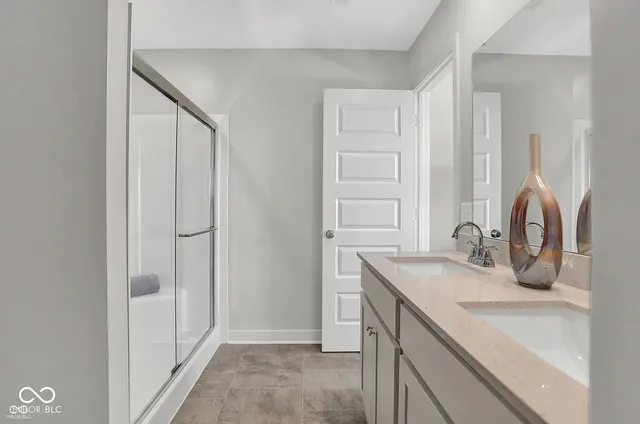 $1,895 | 7573 Marin Parkway, Cumberland, IN 46229