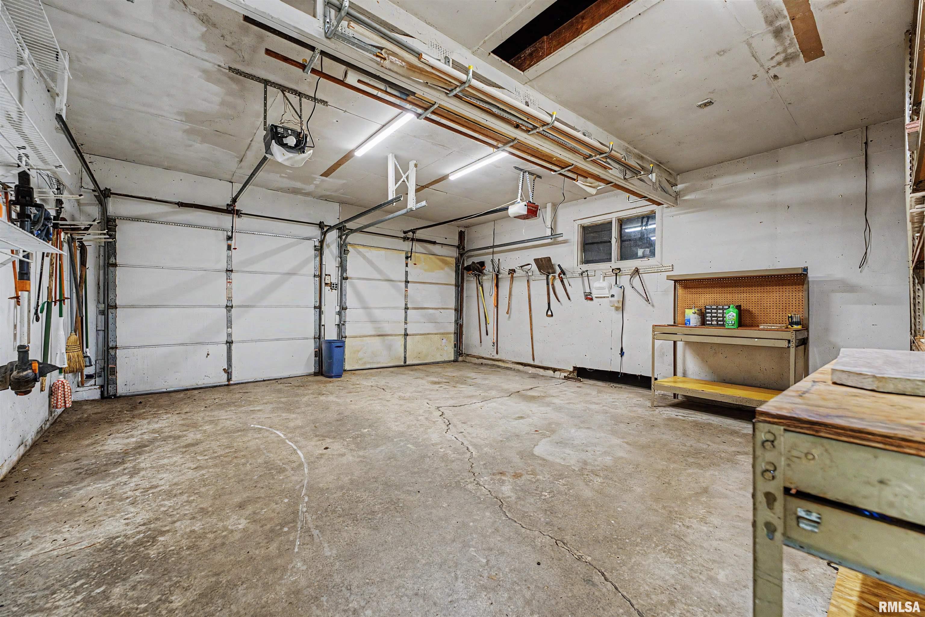 5388 Smith Road Pleasant Plains, IL 62677 - Photo 50 of 69 Gallery Image 50