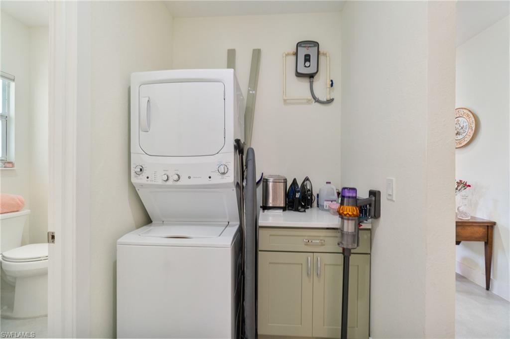 271 12th Avenue Northeast Naples, FL 34120 - Photo 23 of 35 Guest house