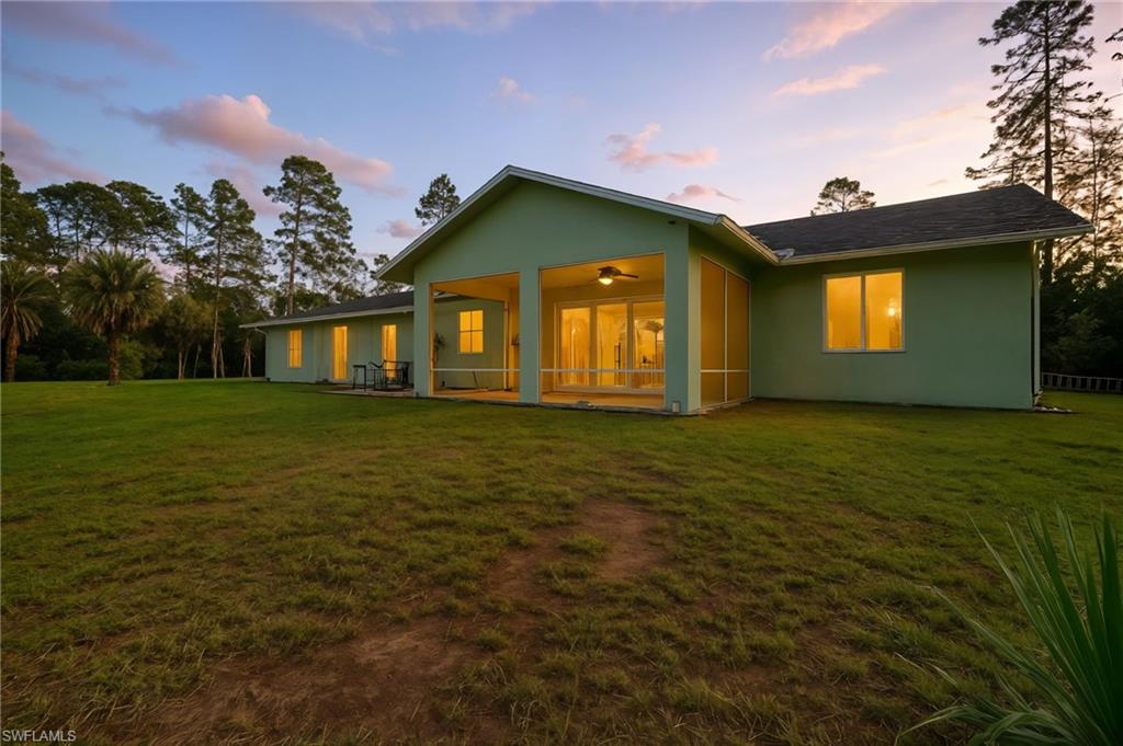 271 12th Avenue Northeast Naples, FL 34120 - Photo 5 of 35