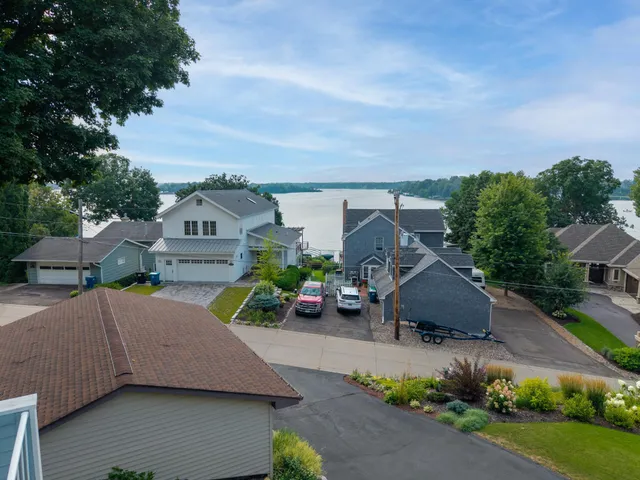 $750,000 | 4646 Island View Drive, Mound, MN 55364