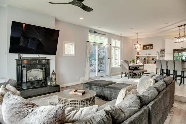 $750,000 | 4646 Island View Drive, Mound, MN 55364