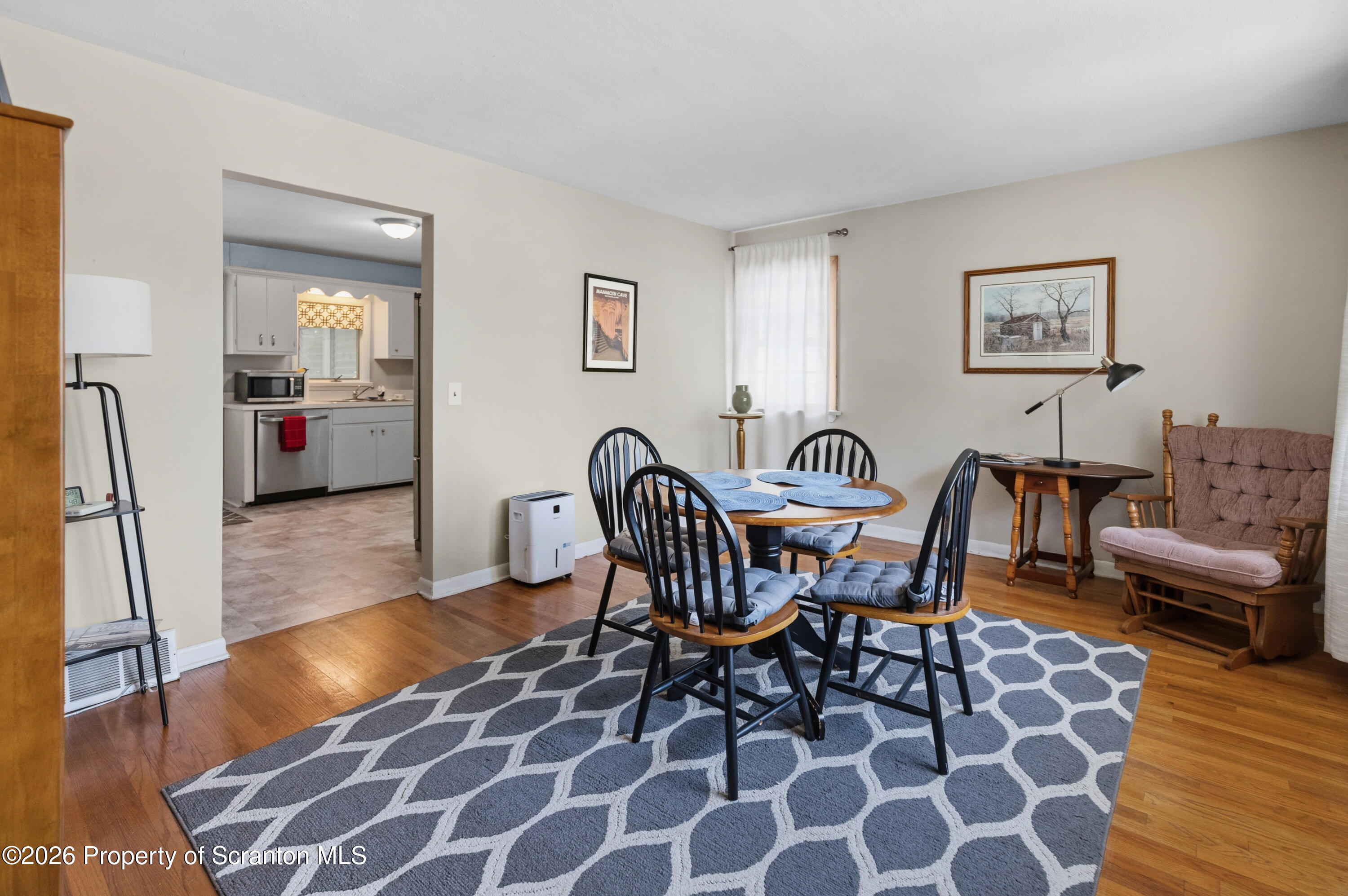 926 Grandview Street Scranton, PA 18509 - Photo 4 of 46 IMG_3826
