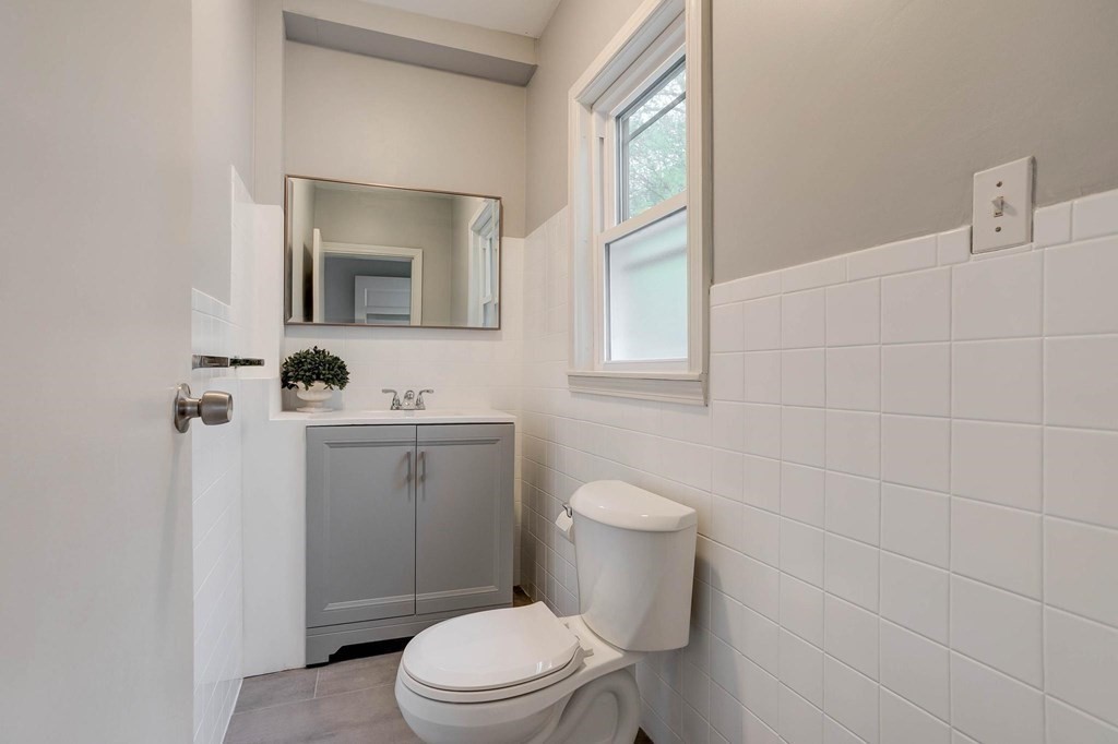 48 Summit Street Framingham, MA 01702 - Photo 8 of 15