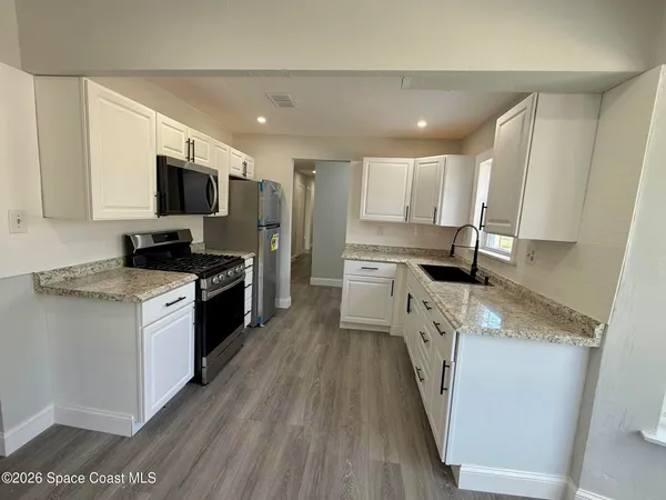 $2,000 | 130 Cascade Avenue Southeast, Palm Bay, FL 32909
