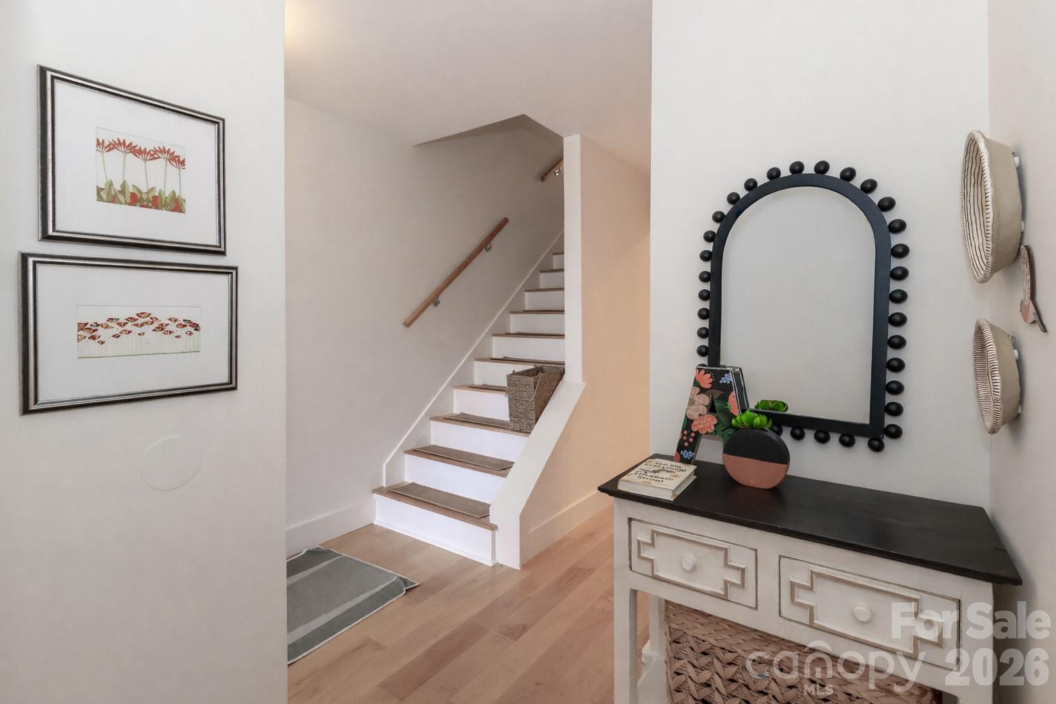 6622 Thermal Road Charlotte, NC 28211 - Photo 5 of 36 a view of entryway with wooden floor