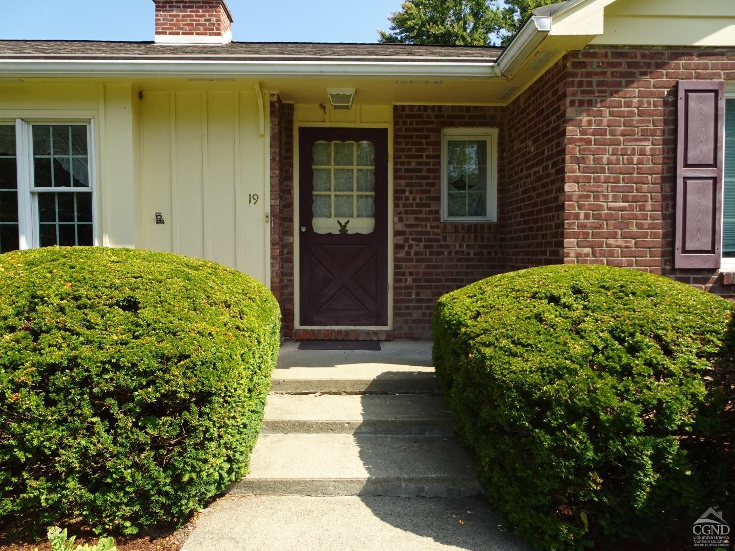 19 Shaw Bridge Road Claverack, NY 12513 - Photo 4 of 45 Photo 4