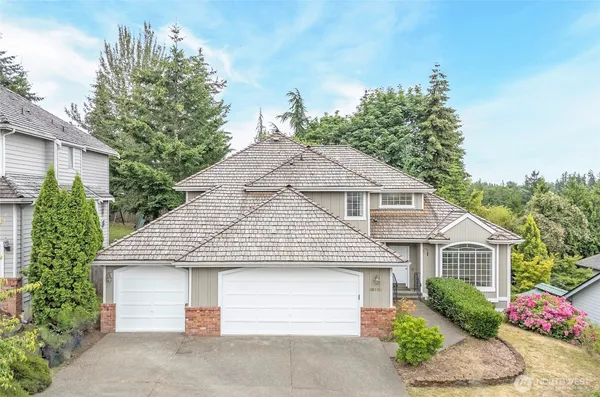 $749,000 | 10103 Southeast 225th Place, Kent, WA 98031