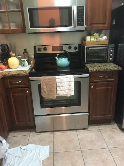 5928 Riverside Avenue Tamarac, FL 33321 - Photo 2 of 13 IMG_4680