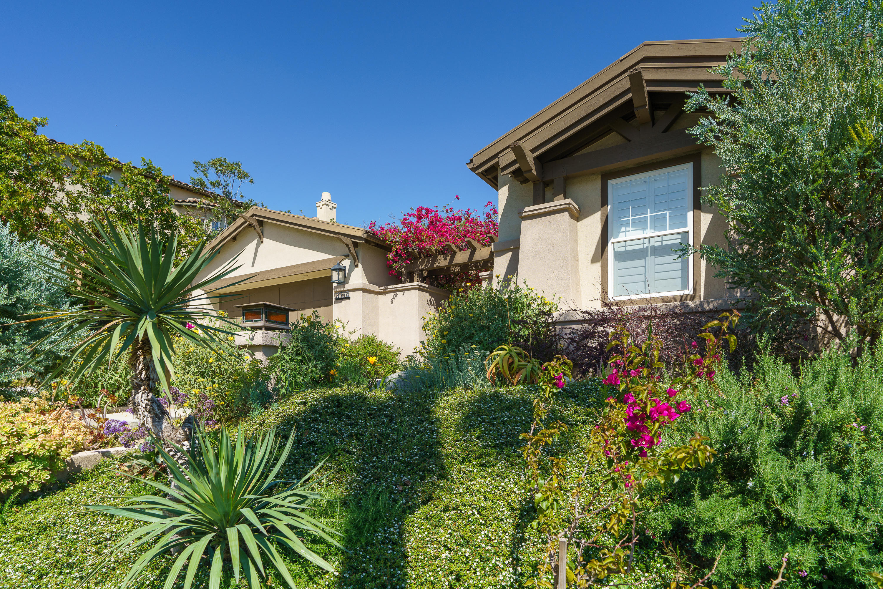 3718 Sunset Ridge Road Altadena, CA 91001 - Photo 2 of 65 egpimaging_3718SunsetRidgeEXT_001_FLEXML