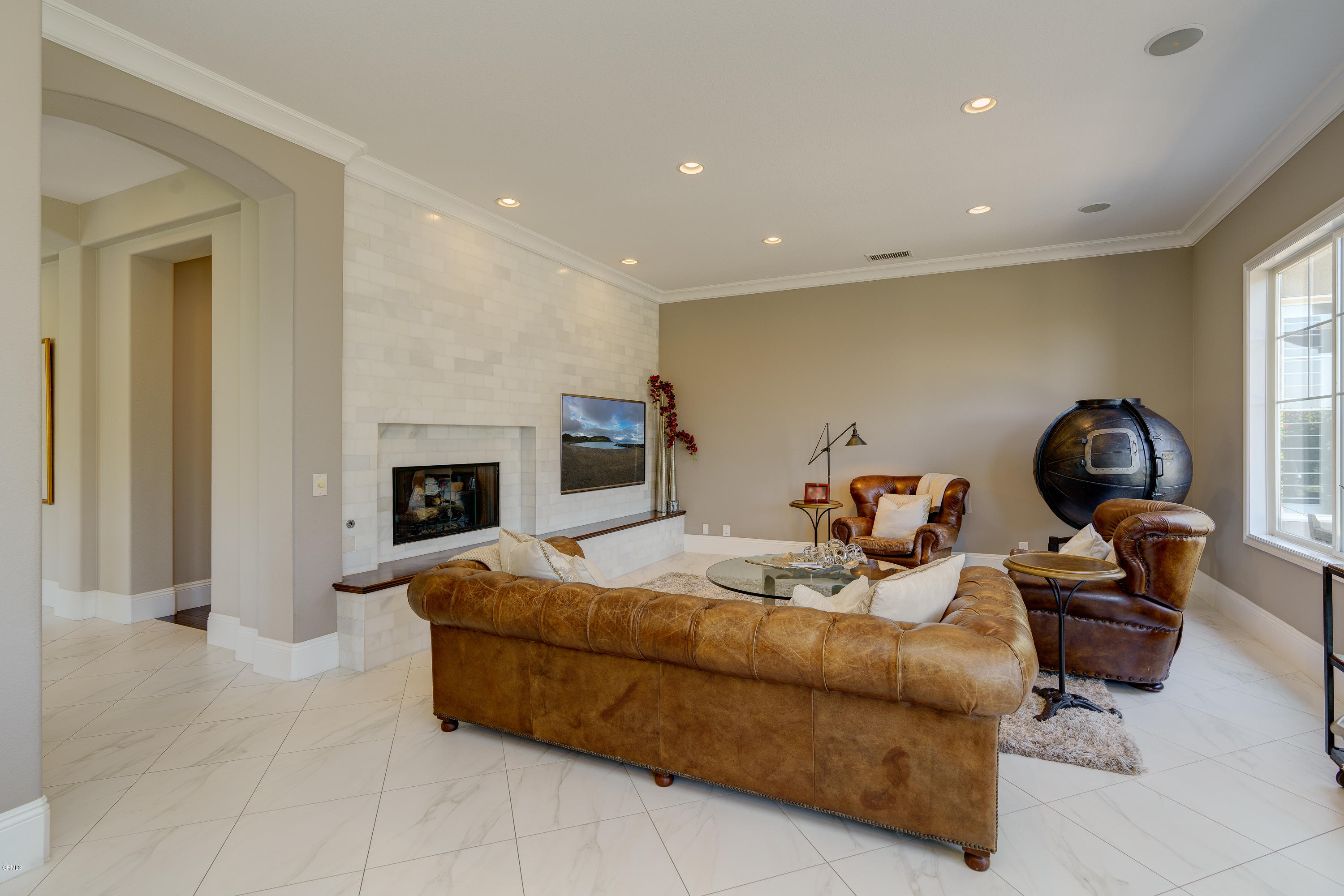 3718 Sunset Ridge Road Altadena, CA 91001 - Photo 13 of 65 egpimaging_3718SunsetRidgeINT_010_FLEXML