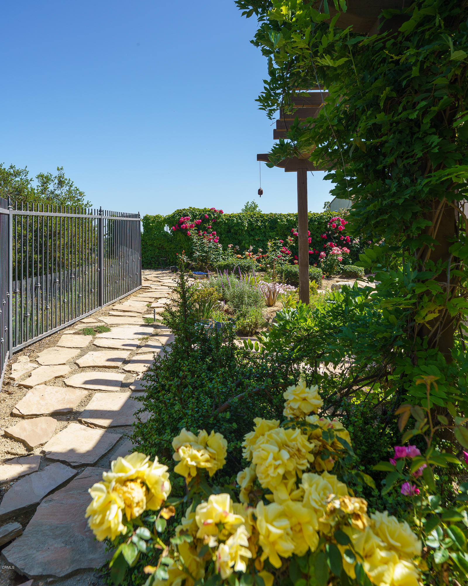 3718 Sunset Ridge Road Altadena, CA 91001 - Photo 19 of 65 egpimaging_3718SunsetRidgeEXT_019_FLEXML