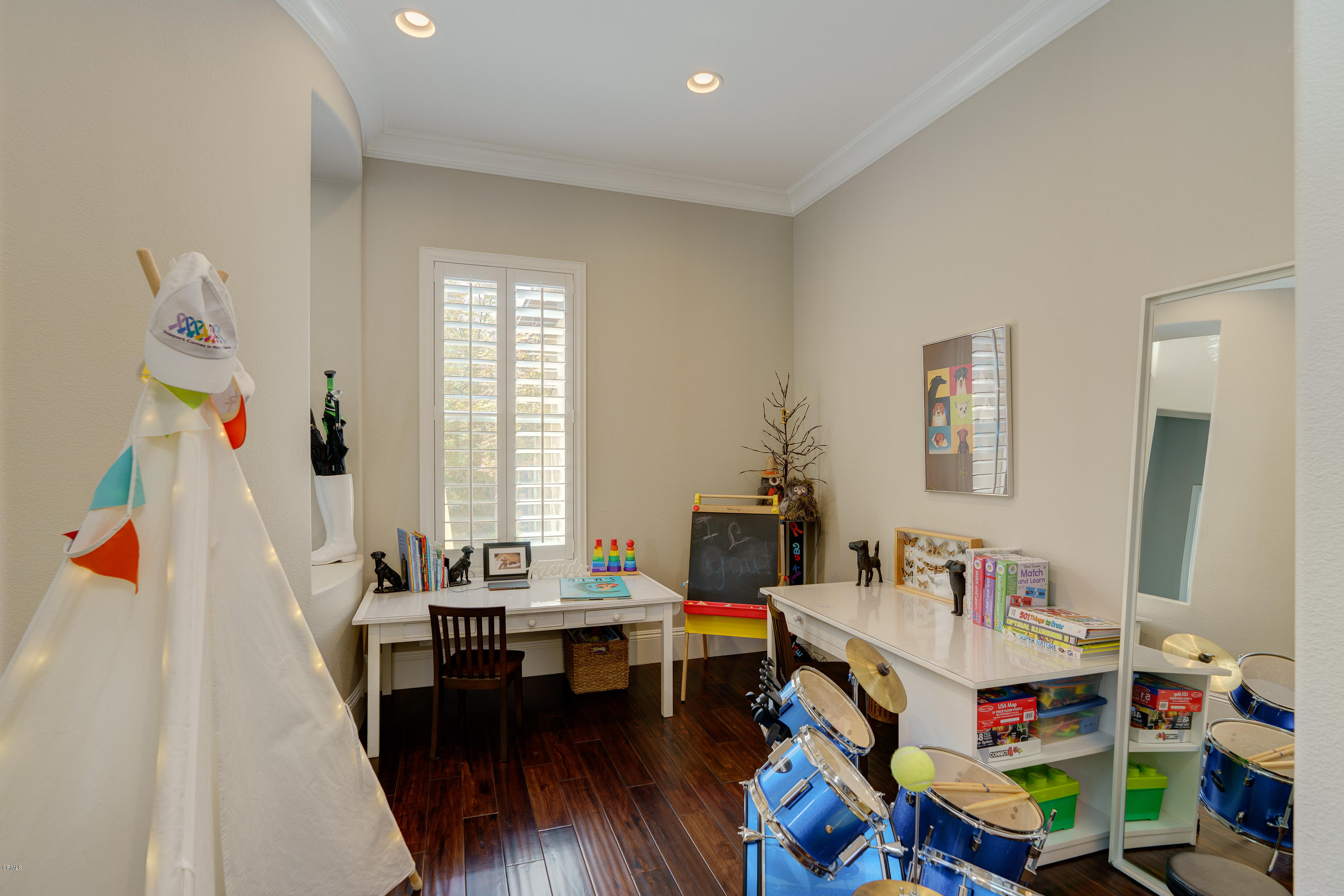 3718 Sunset Ridge Road Altadena, CA 91001 - Photo 40 of 65 egpimaging_3718SunsetRidgeINT_034_FLEXML