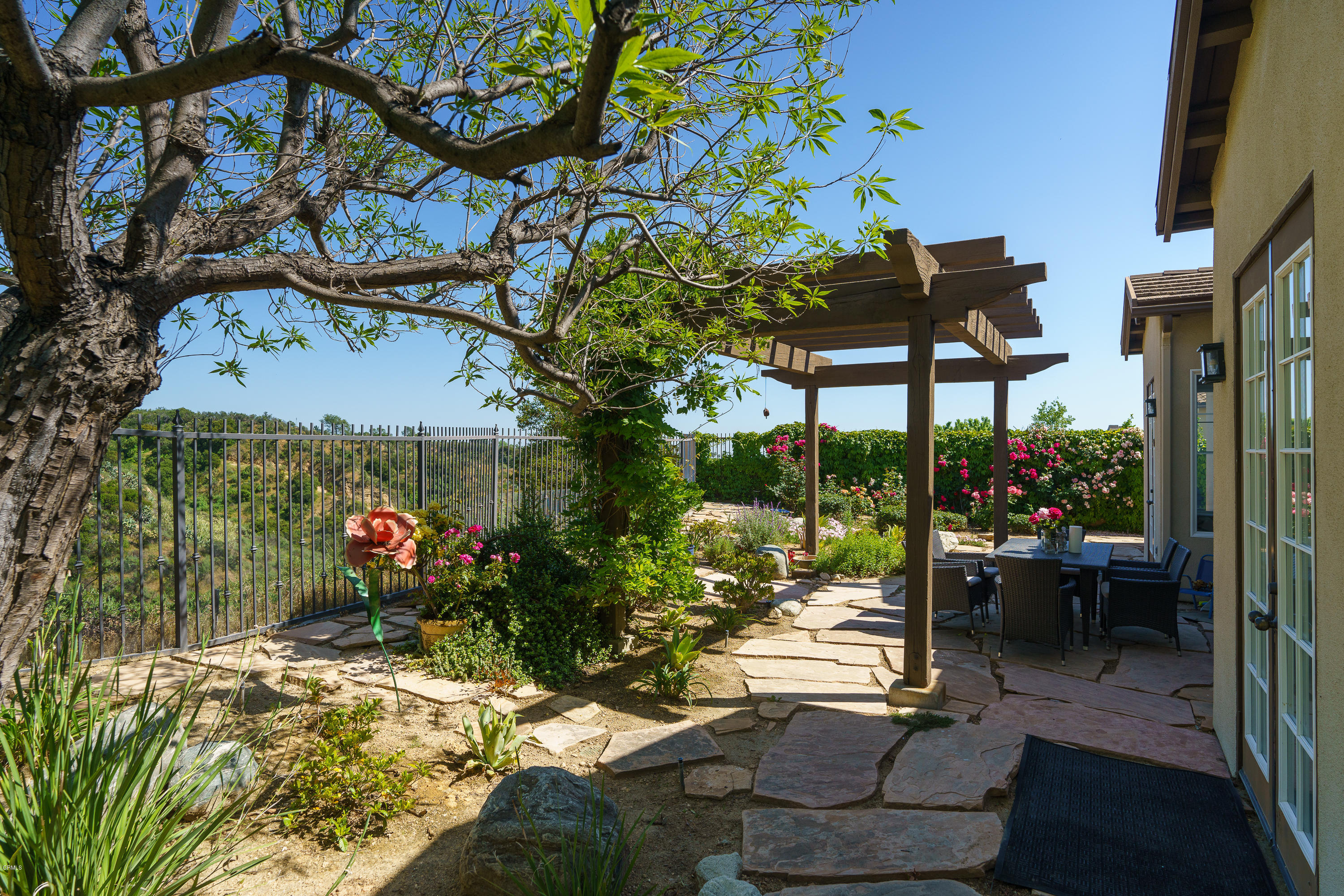3718 Sunset Ridge Road Altadena, CA 91001 - Photo 56 of 65 egpimaging_3718SunsetRidgeEXT_021_FLEXML