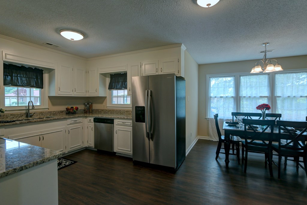 50 Travis Court Sumter, SC 29154 - Photo 8 of 36