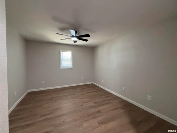 $169,900 | 524 Rosehill Avenue, Springfield, IL 62704