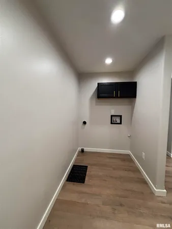 $169,900 | 524 Rosehill Avenue, Springfield, IL 62704
