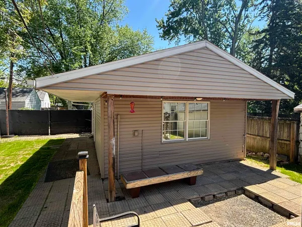 $169,900 | 524 Rosehill Avenue, Springfield, IL 62704