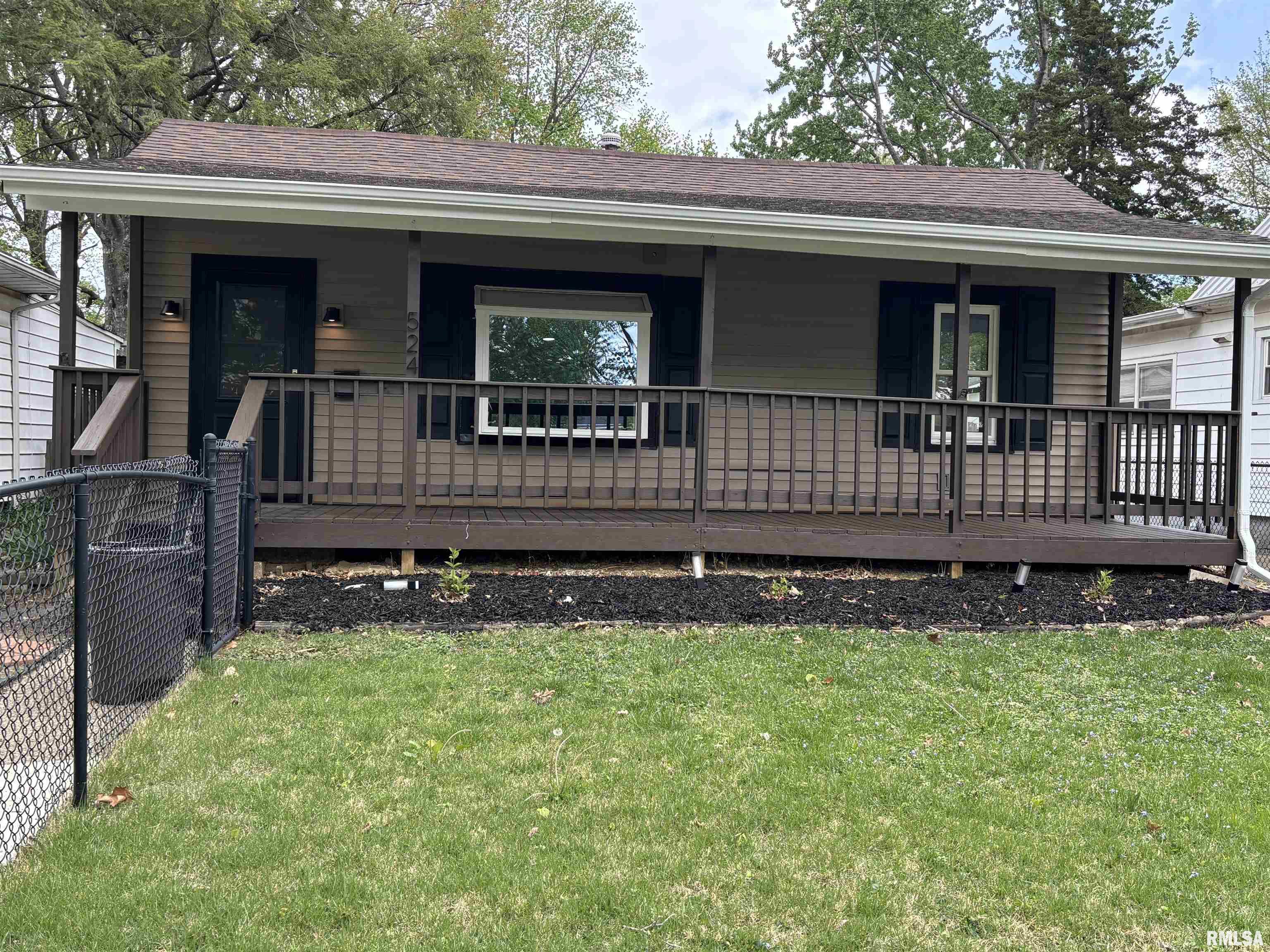 524 Rosehill Avenue Springfield, IL 62704 - Photo 5 of 8