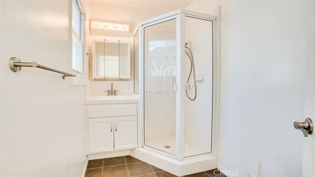 $1,238,000 | 1900 North Kenwood Street, Burbank, CA 91505