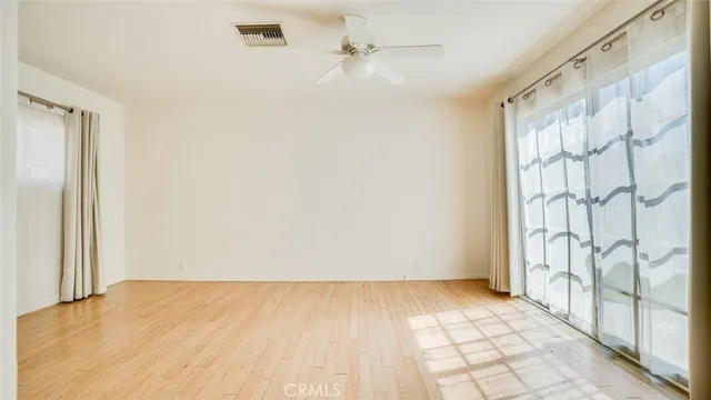 $1,238,000 | 1900 North Kenwood Street, Burbank, CA 91505