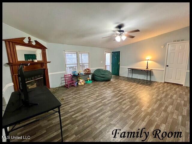 5089 Sees Chapel Road Crenshaw, MS 38621 - Photo 14 of 52 5089 SEES CHAPEL - FAM RM