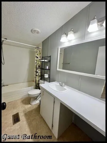 $220,000 | 5089 Sees Chapel Road, Crenshaw, MS 38621