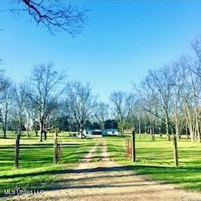 $220,000 | 5089 Sees Chapel Road, Crenshaw, MS 38621