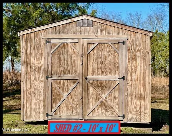 $220,000 | 5089 Sees Chapel Road, Crenshaw, MS 38621