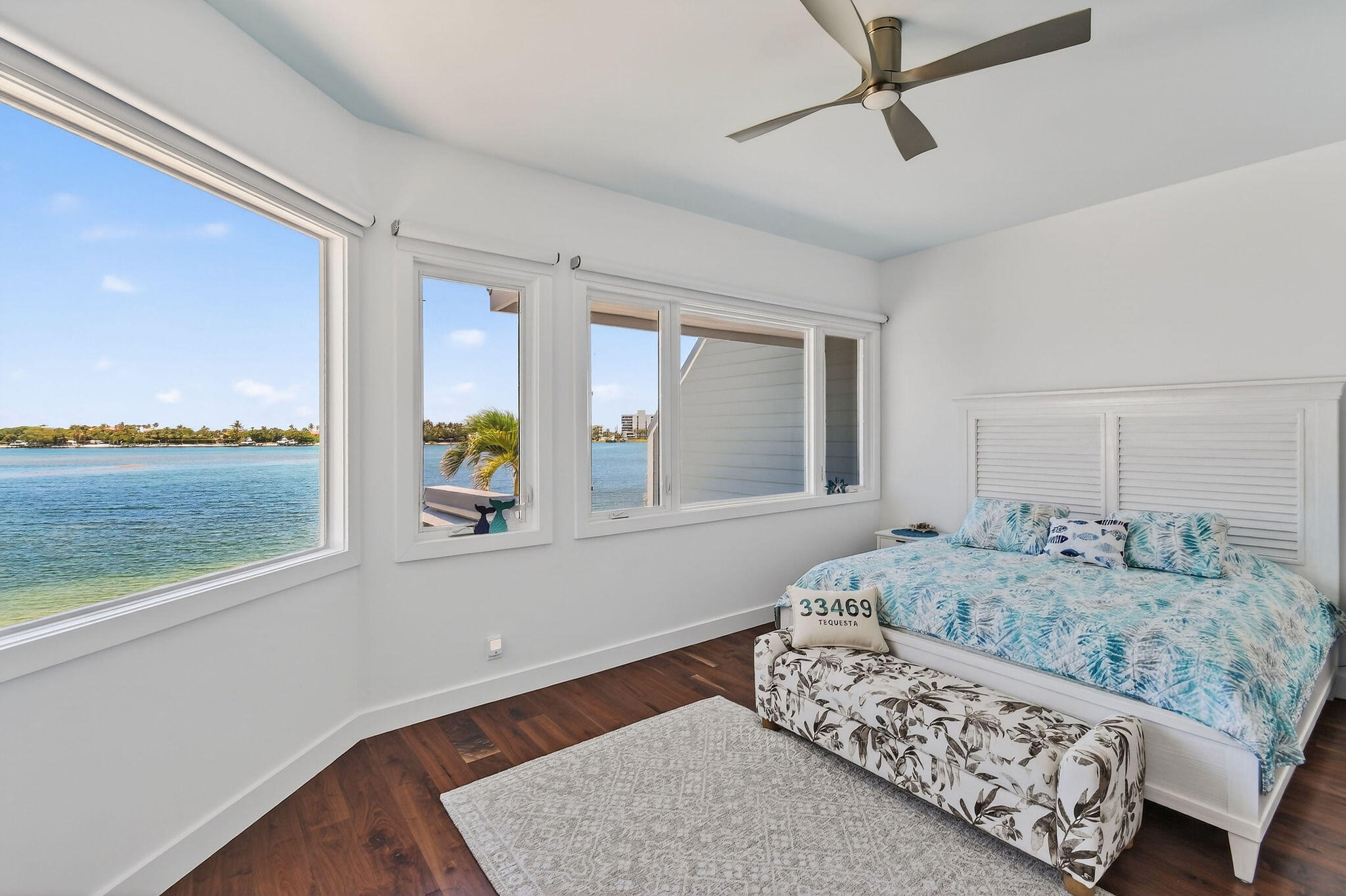 19950 Scrimshaw Way Jupiter, FL 33469 - Photo 20 of 40 19950ScrimshawWay(49)