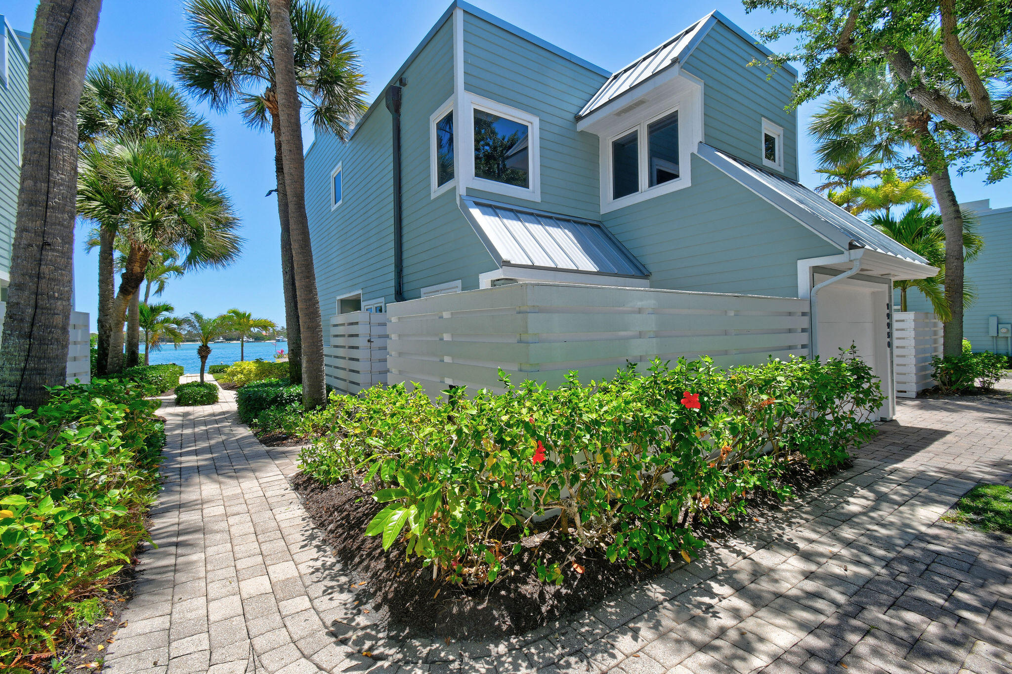 19950 Scrimshaw Way Jupiter, FL 33469 - Photo 4 of 40 19950ScrimshawWay(5)