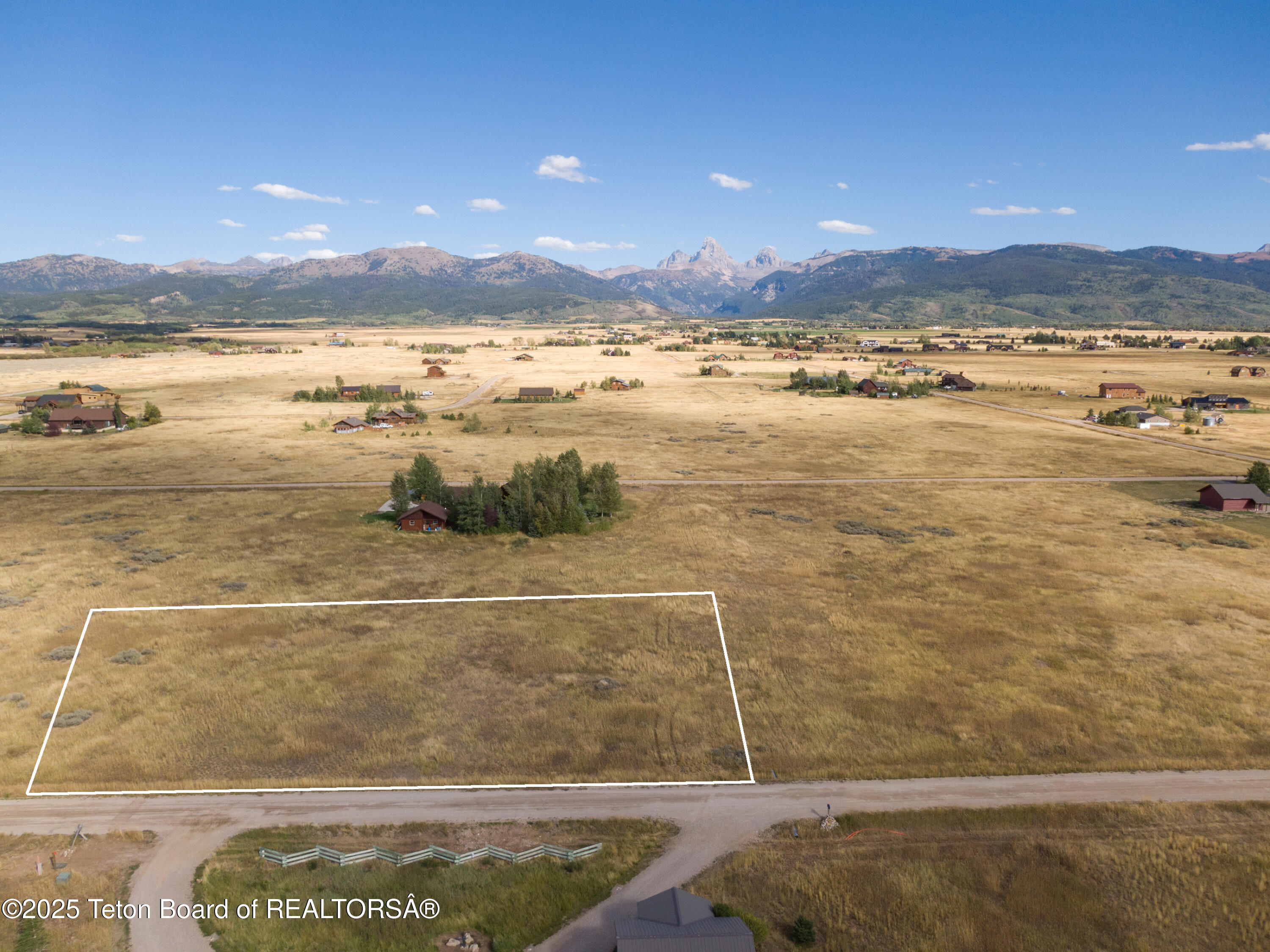 506 Wild Cat Loop Driggs, ID 83422 - Photo 2 of 6 Aerial from W 6 with Boundary Lines