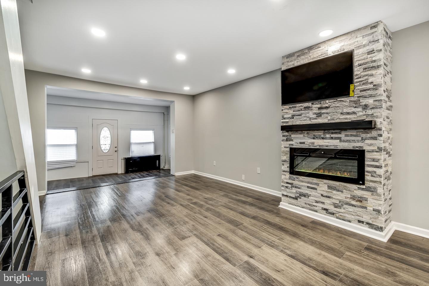 5644 Belmar Street Philadelphia, PA 19143 - Photo 2 of 29