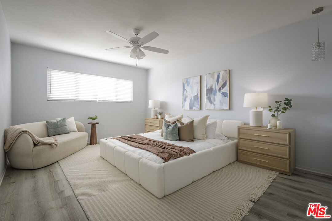 4829 Whitsett Avenue, Unit 301 Valley Village, CA 91607 - Photo 16 of 37