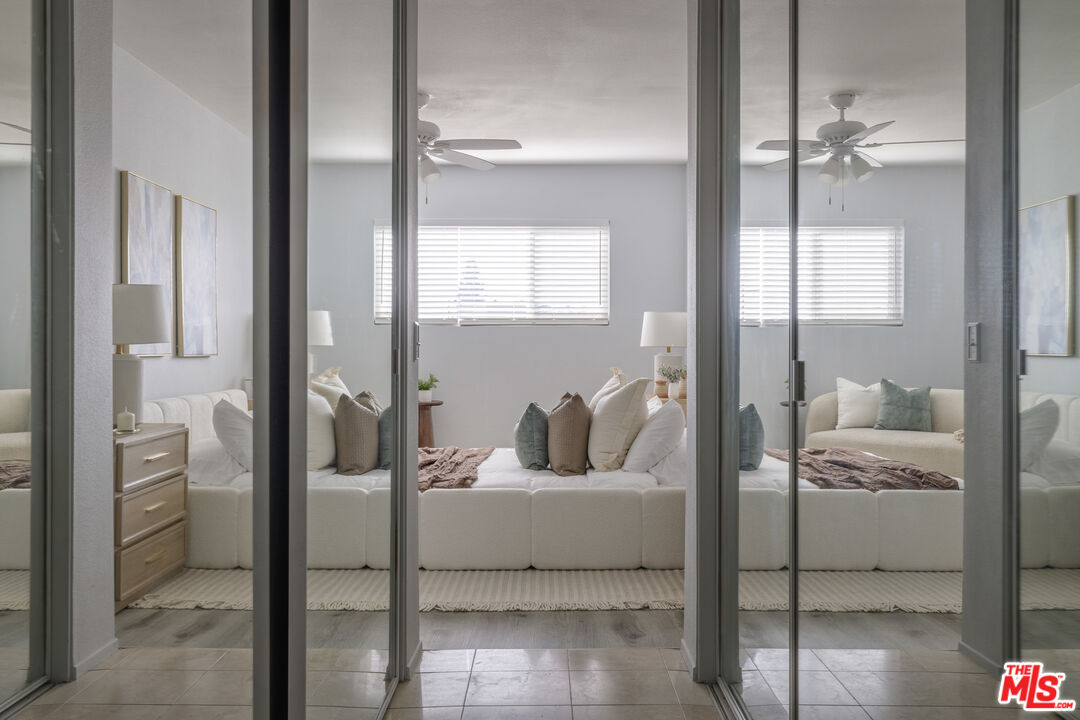 4829 Whitsett Avenue, Unit 301 Valley Village, CA 91607 - Photo 19 of 37