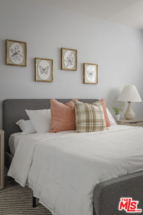 4829 Whitsett Avenue, Unit 301 Valley Village, CA 91607 - Photo 23 of 37