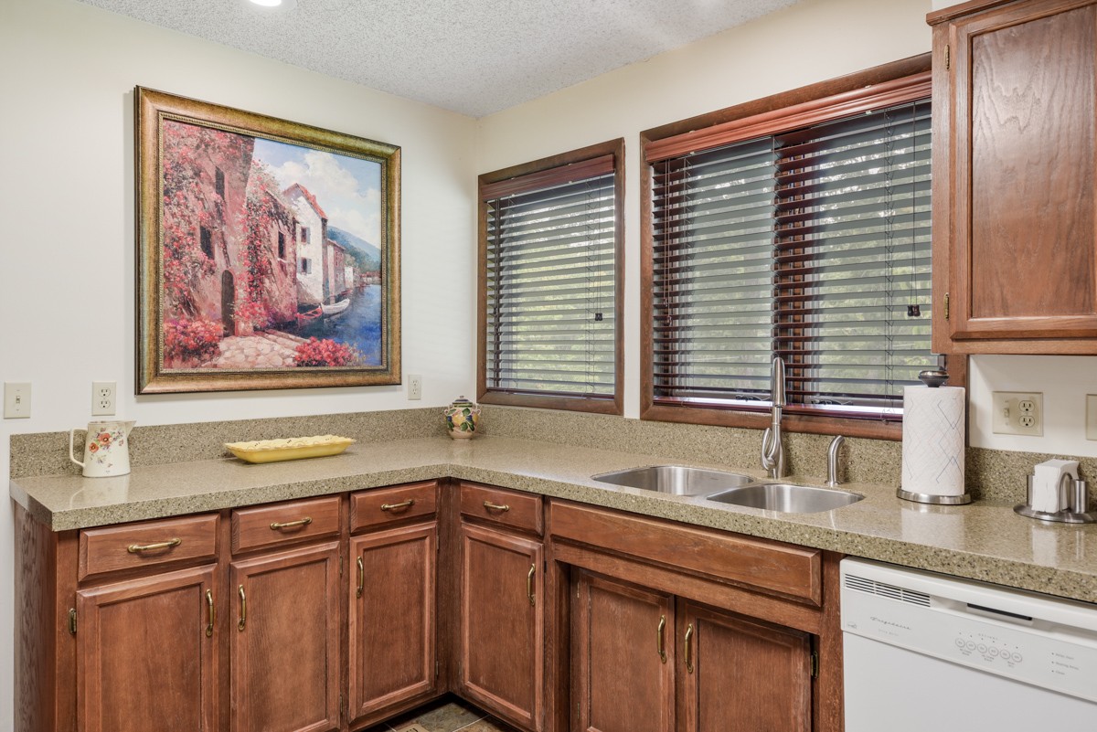 1925 Arlington Road Lebanon, TN 37087 - Photo 18 of 44 a kitchen with a sink and cabinets